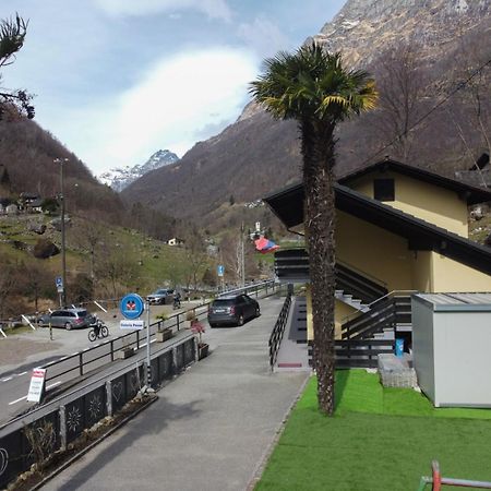 Osteria Posse Hotell Lavertezzo Exteriör bild