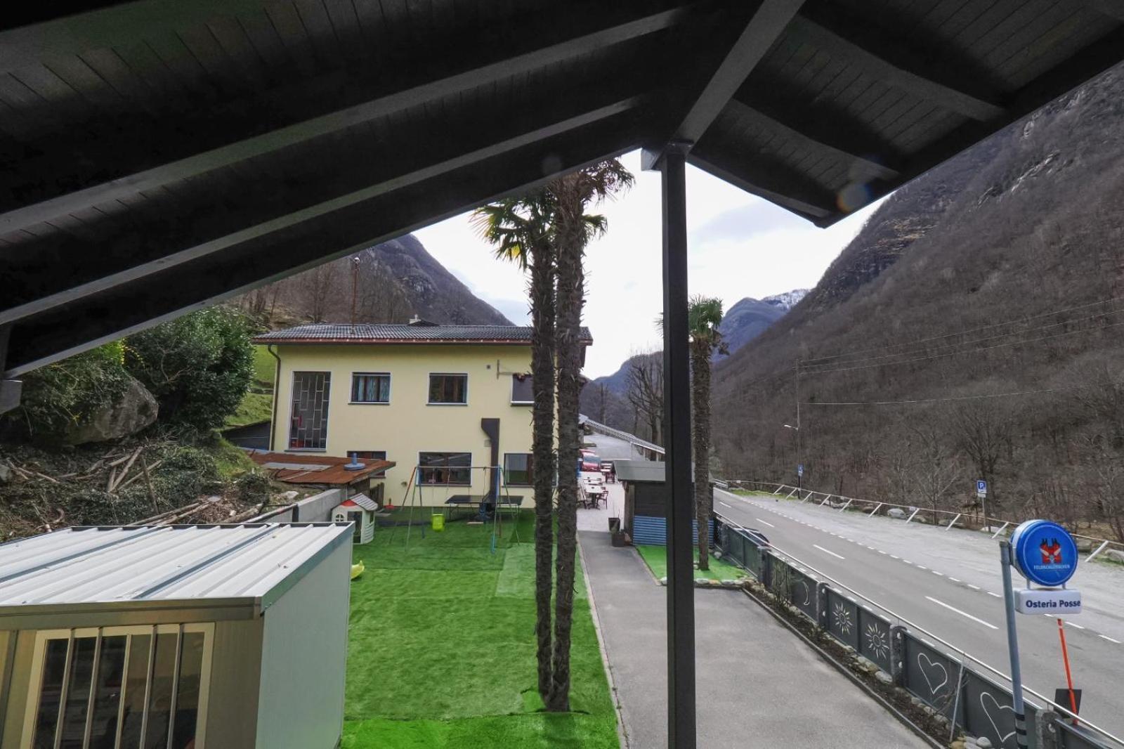 Osteria Posse Hotell Lavertezzo Exteriör bild